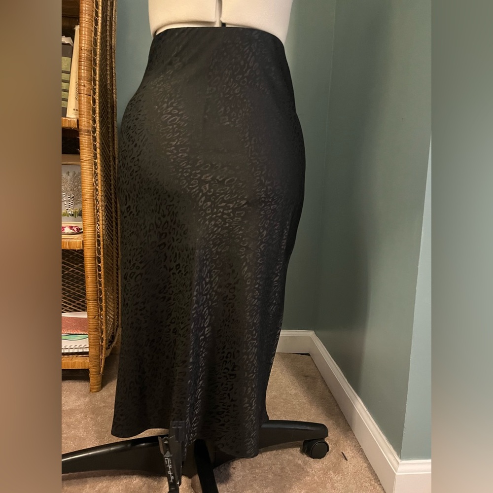 Gianni Bini Black Silk skirt